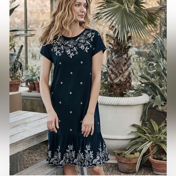 J. Jill Women’s The Date-Night Dress navy embroiderer short sleeve size med EUC - Picture 2 of 12